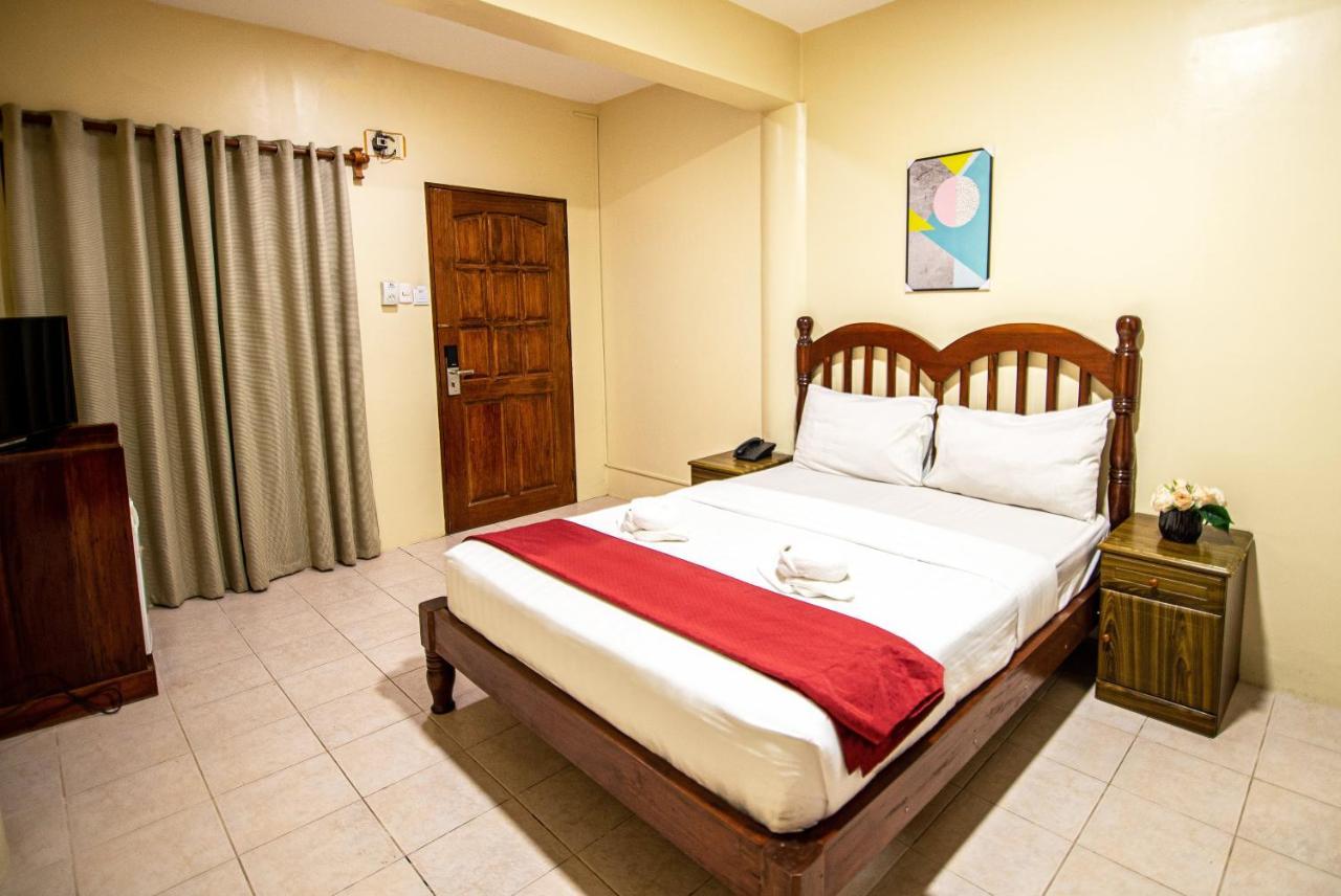 Kiwi Hotel Cebu Eksteriør billede